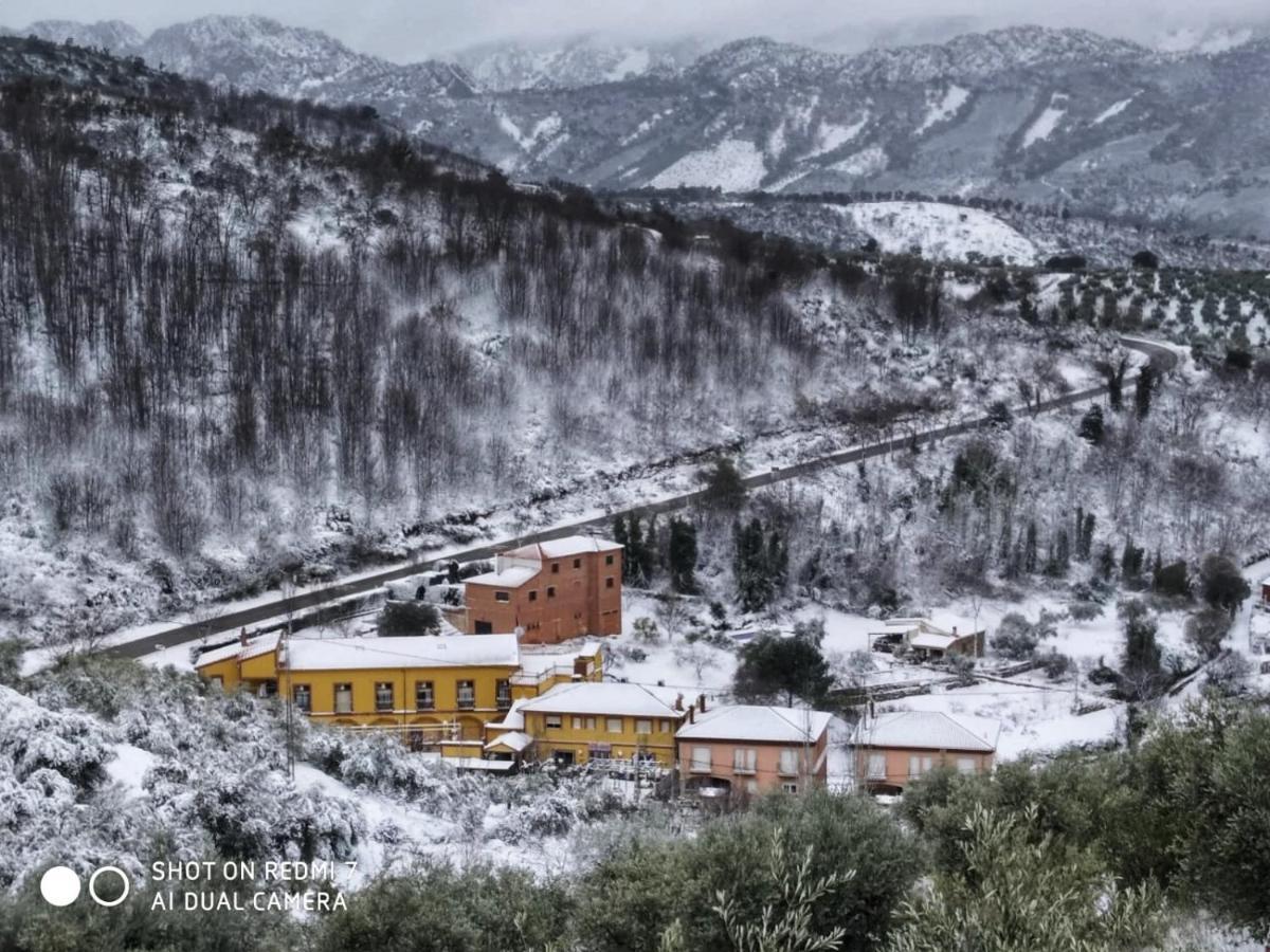 Hostal Restaurante Solaire Castañar de Ibor Екстериор снимка