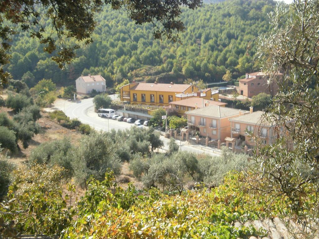 Hostal Restaurante Solaire Castañar de Ibor Екстериор снимка
