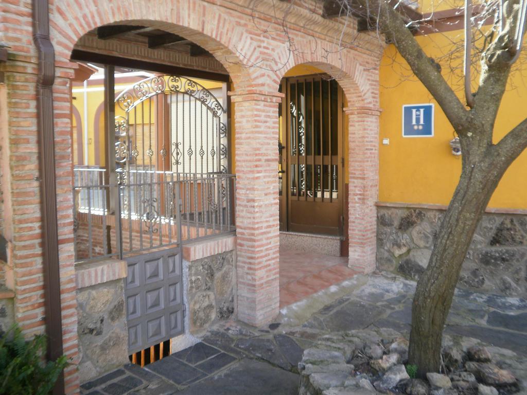 Hostal Restaurante Solaire Castañar de Ibor Екстериор снимка
